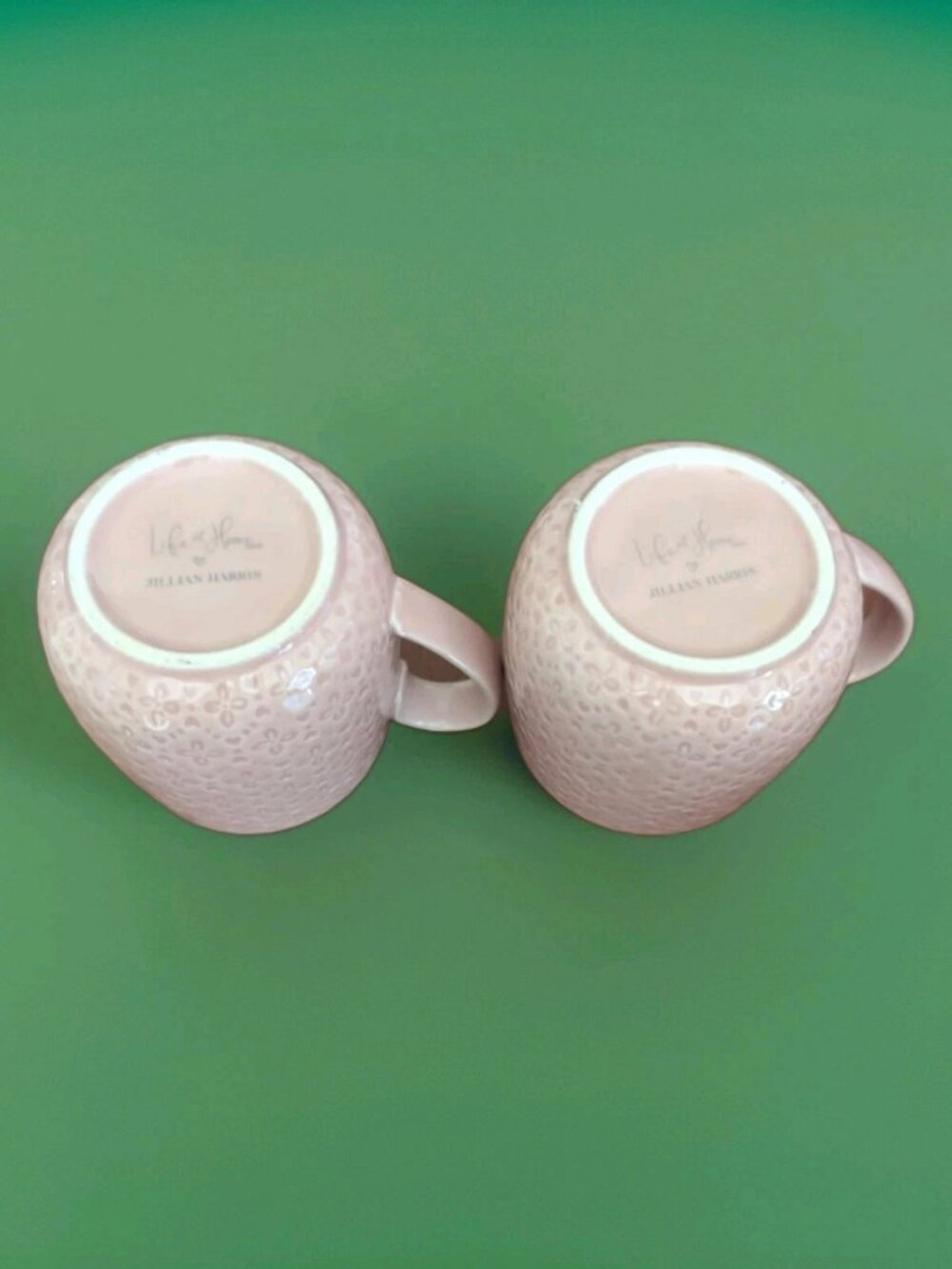 Set Of 2 Jillian Harris Mugs And Serving Tray In Pink - Picture 3 of 5